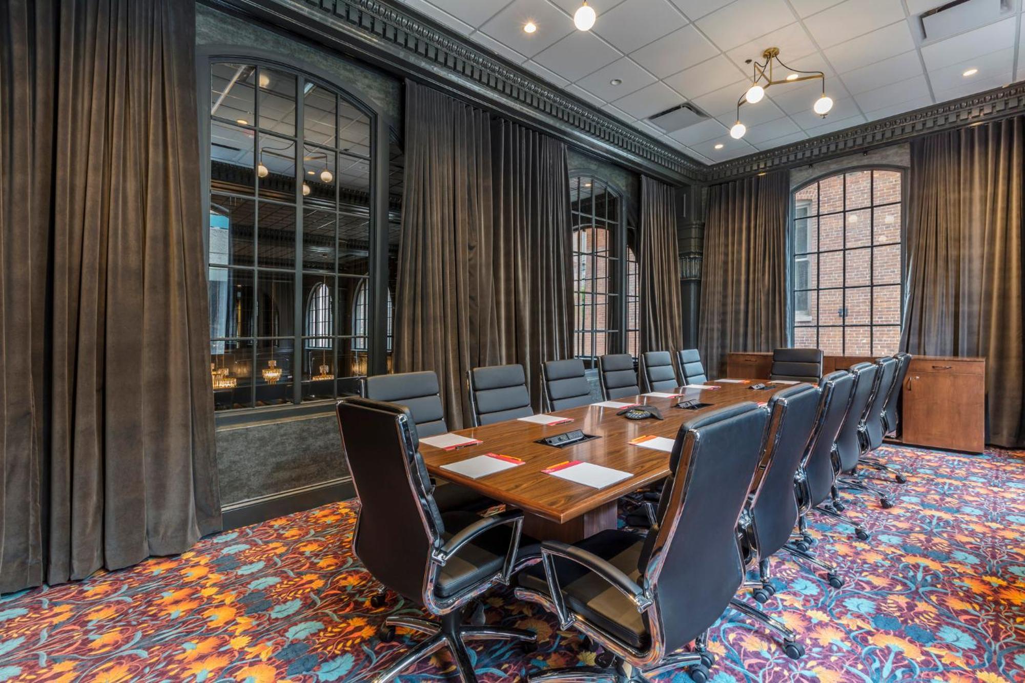 Indigo - The Countrypolitan Hotel 3*